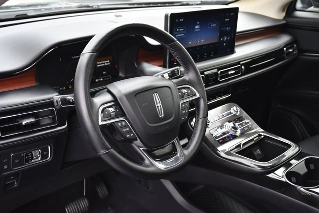 Used 2022 Lincoln Nautilus Reserve w/ Monochromatic Package FWD image 21