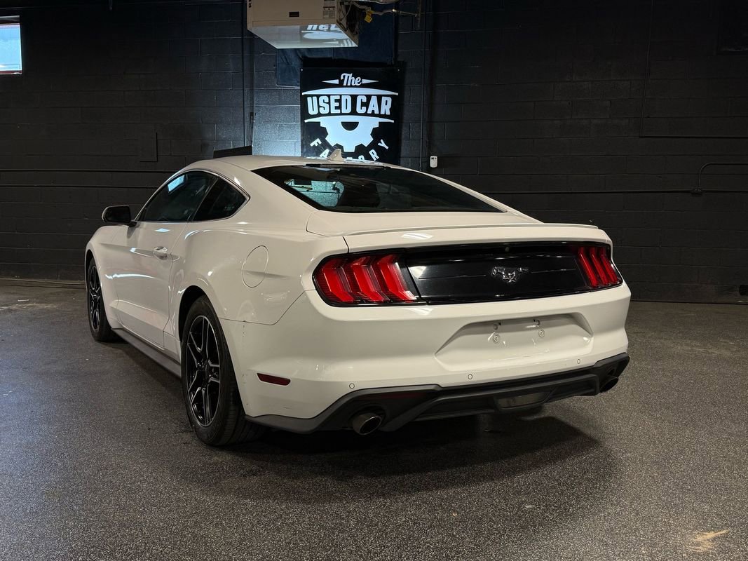 Used 2021 Ford Mustang Premium RWD image 3