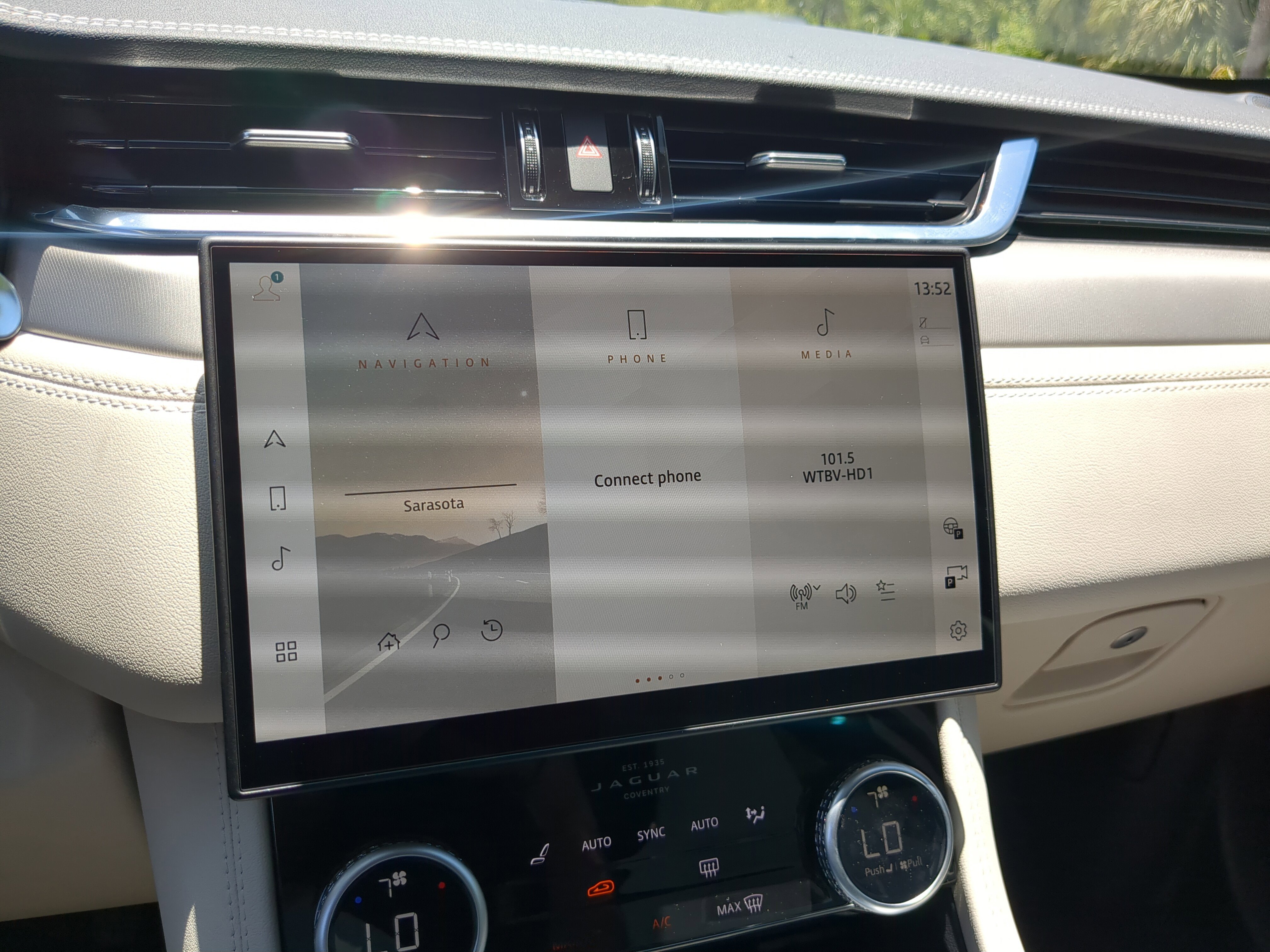 New 2026 Jaguar F-PACE R-Dynamic S image 19