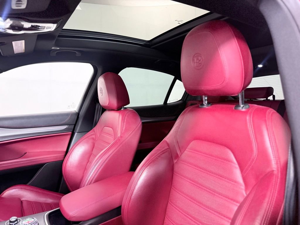Used 2020 Alfa Romeo Stelvio Ti Sport image 18