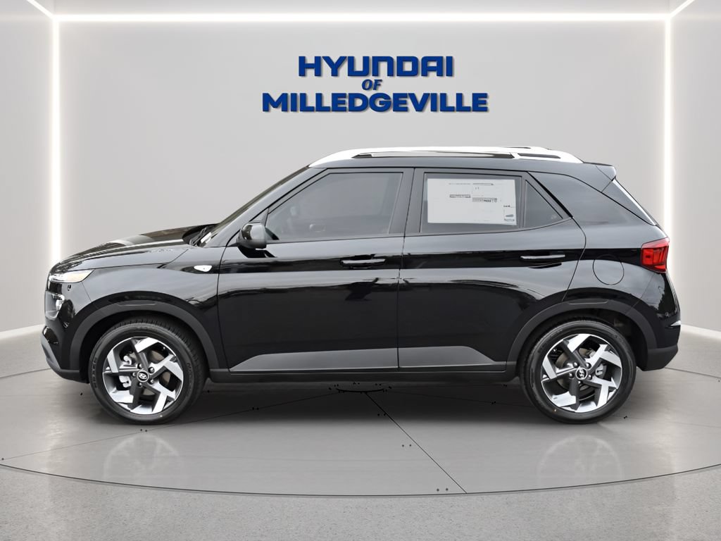 New 2026 Hyundai Venue SEL FWD image 2