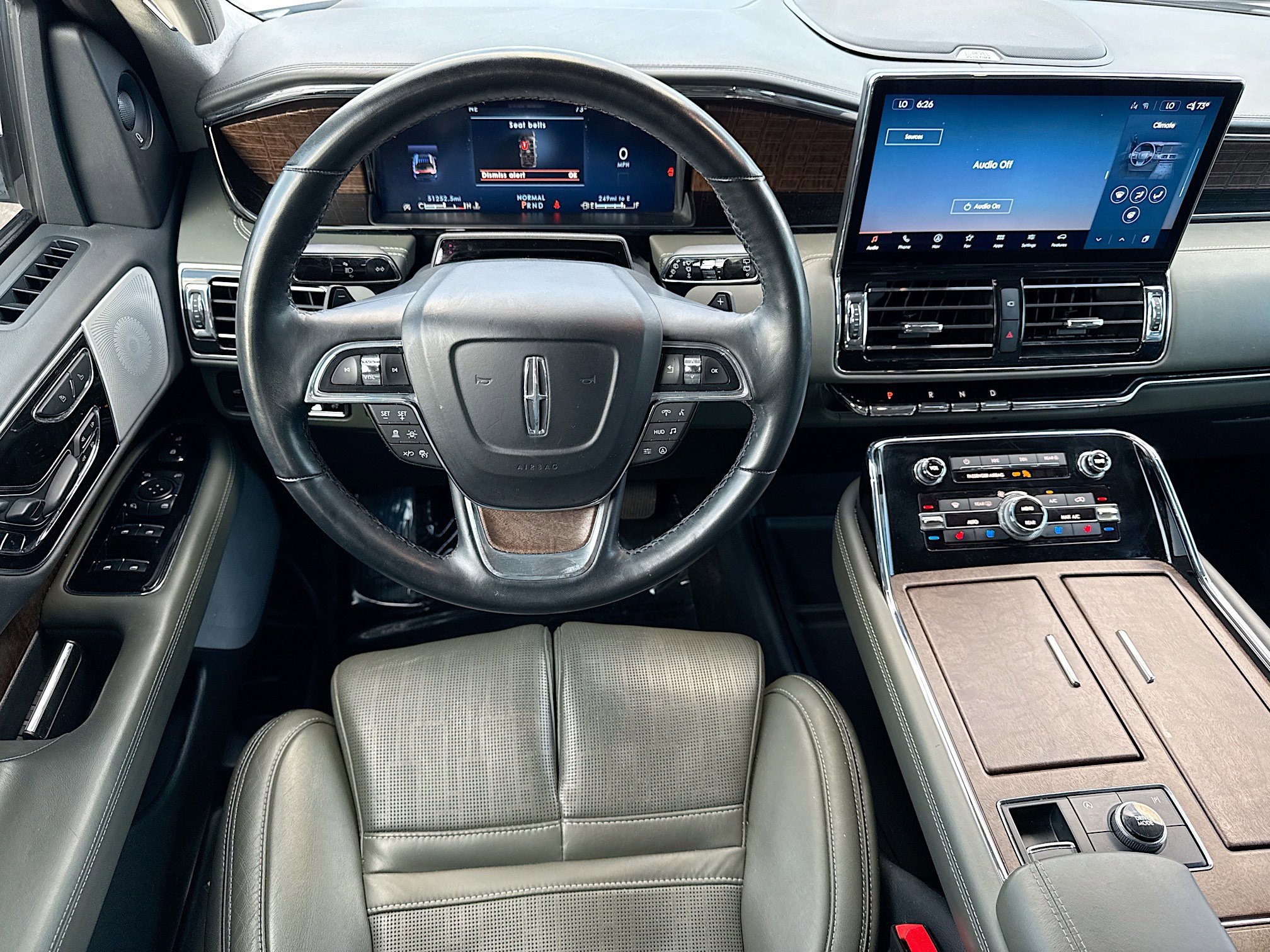 Used 2023 Lincoln Navigator Black Label image 17