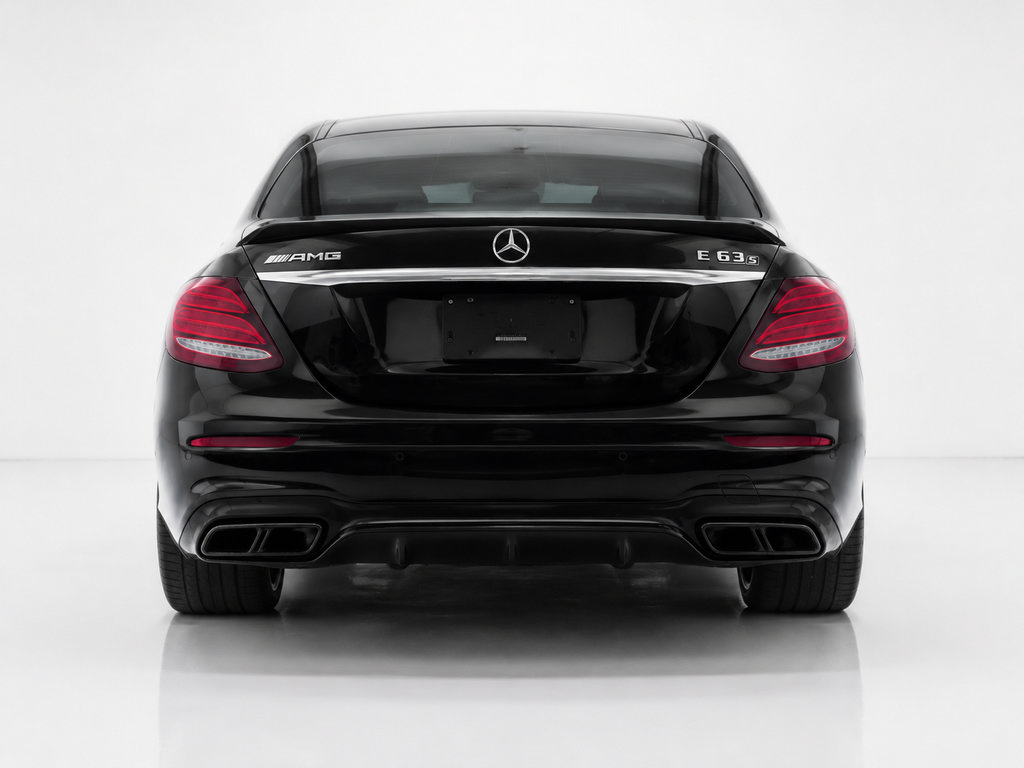 Used 2018 Mercedes-Benz E 63 AMG S image 4