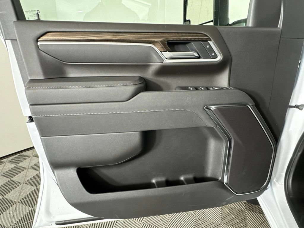 New 2026 Chevrolet Silverado 3500 LT AWD/4WD image 24