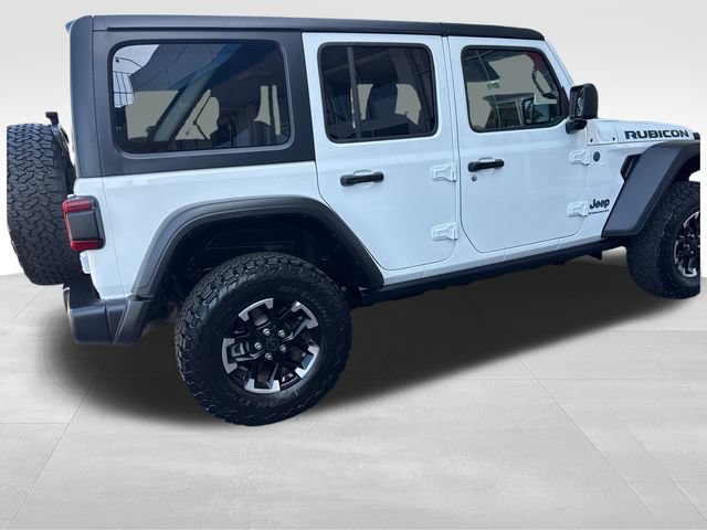 Used 2025 Jeep Wrangler Unlimited Rubicon 4xe w/ Safety Group AWD/4WD image 5