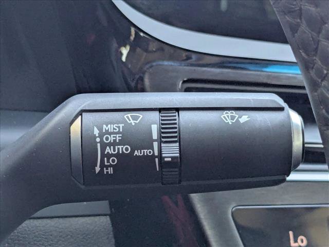 Used 2023 Lexus ES 350 w/ Premium Package image 15