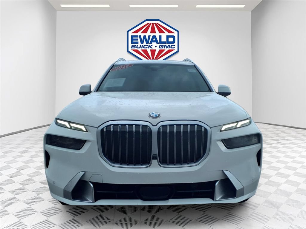 Used 2026 BMW X7 xDrive40i AWD/4WD image 7