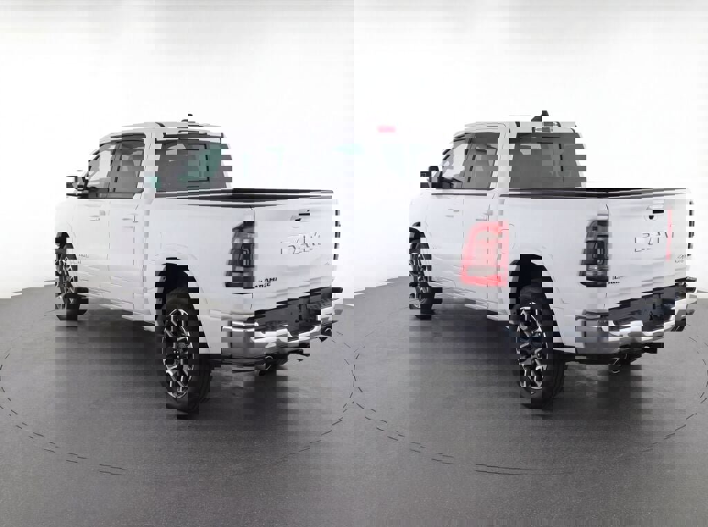 Used 2026 RAM 1500 Laramie AWD/4WD image 35