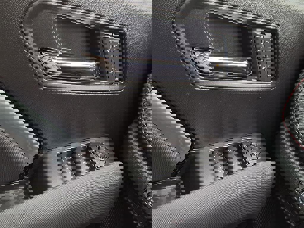 New 2026 Chevrolet Colorado Z71 image 16