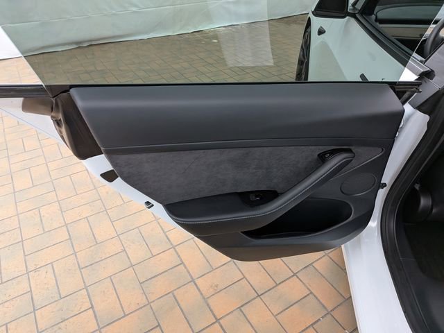 Used 2022 Tesla Model 3 Performance image 20