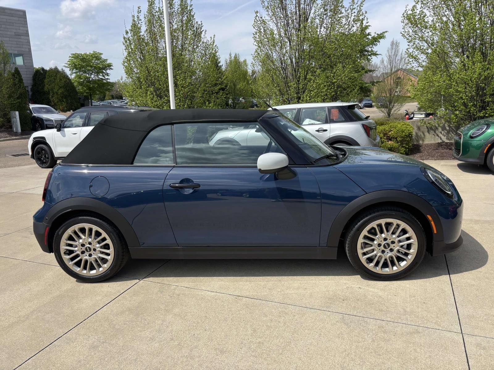 New 2026 MINI Cooper S FWD image 4