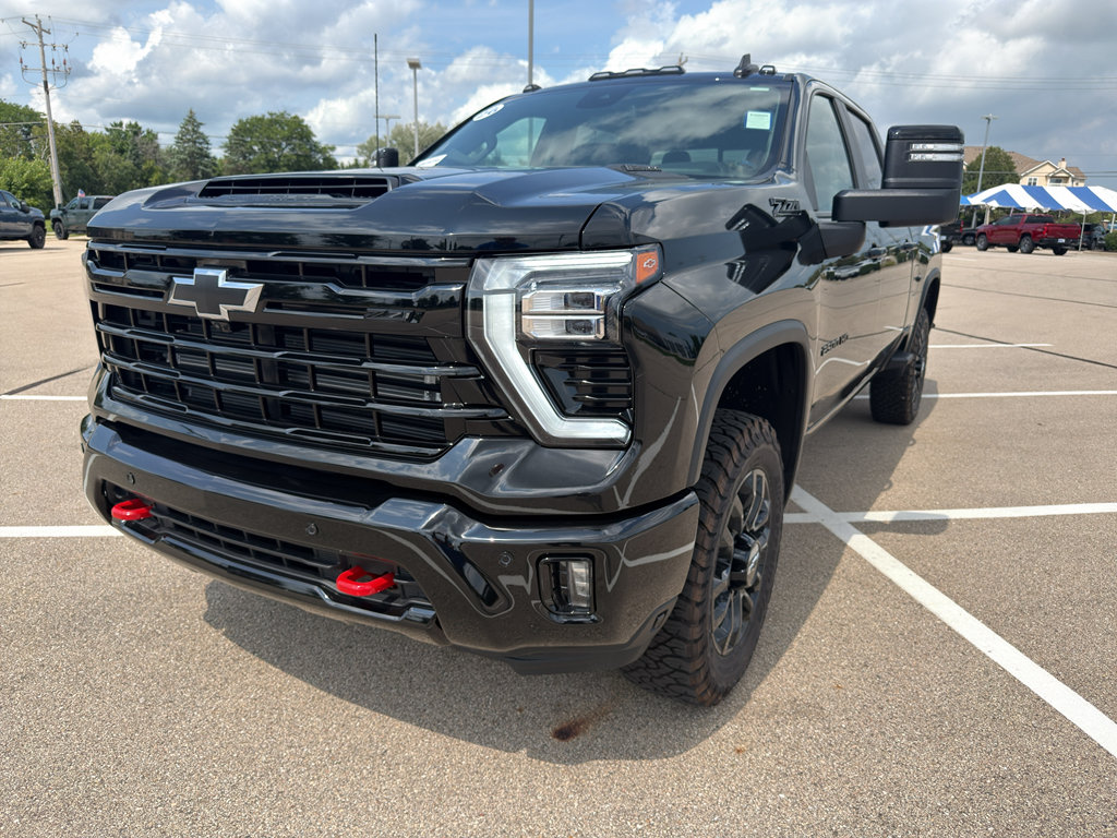 New 2026 Chevrolet Silverado 2500 LT w/ Trail Boss Package AWD/4WD video 1