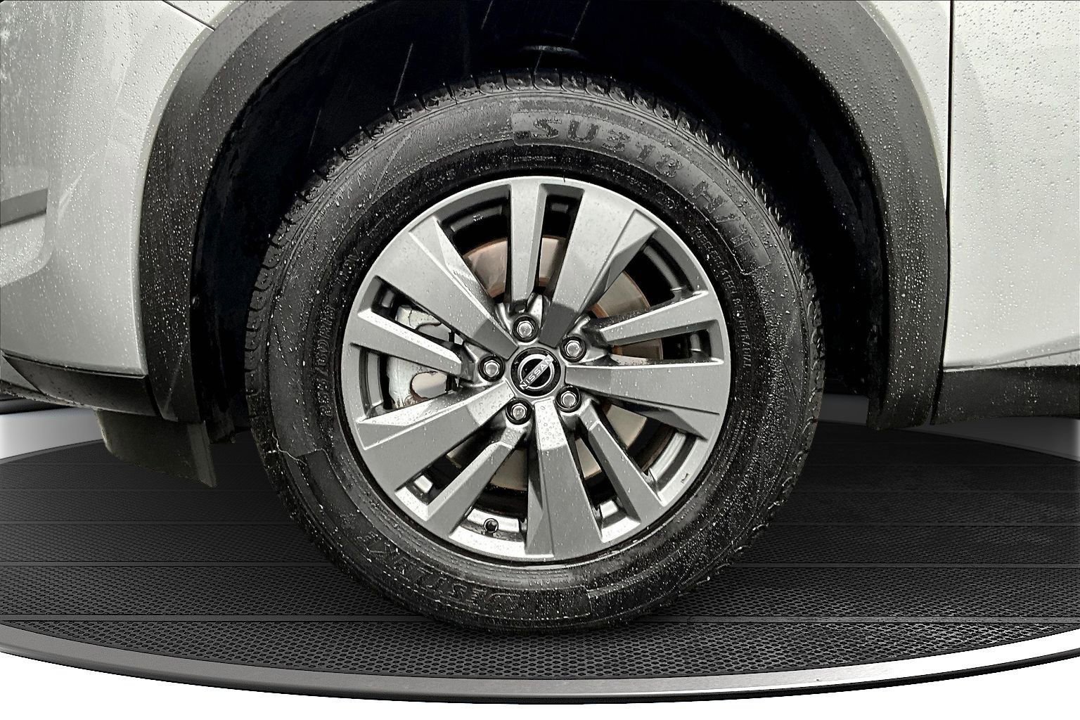 Used 2024 Nissan Pathfinder SV image 32