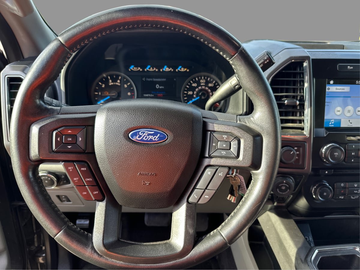 Used 2017 Ford F150 XLT w/ Equipment Group 302A Luxury AWD/4WD image 39