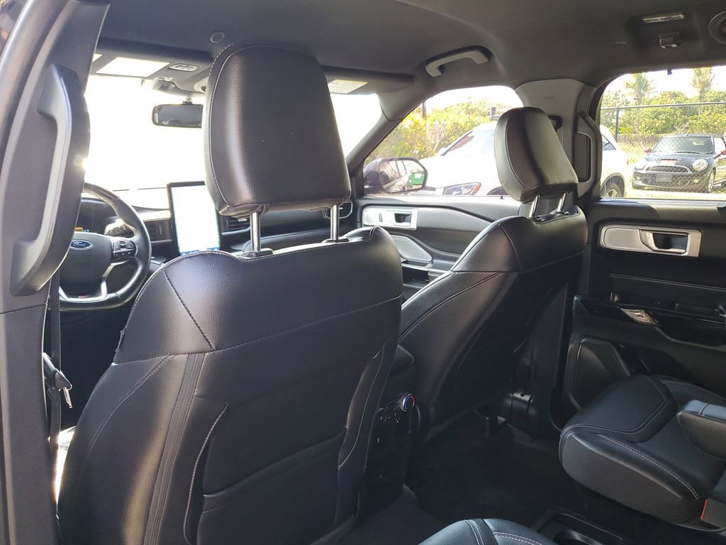 Used 2021 Ford Explorer ST w/ Equipment Group 401A image 14
