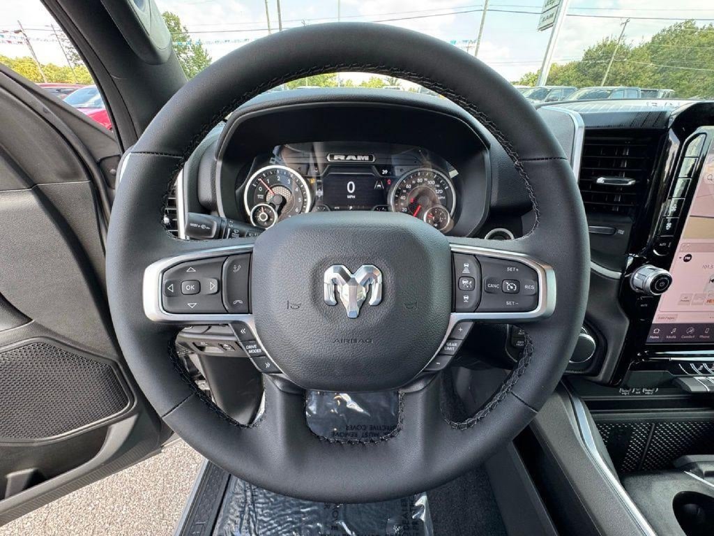 New 2026 RAM 1500 Big Horn AWD/4WD image 20