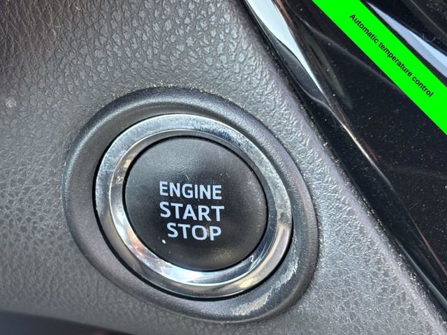 Used 2019 Toyota C-HR XLE image 14