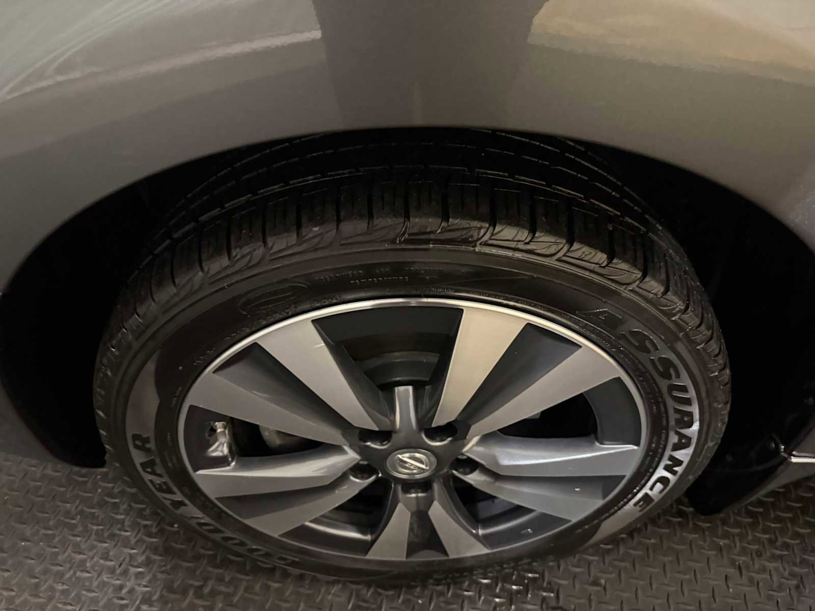 Used 2016 Nissan Leaf SV image 8