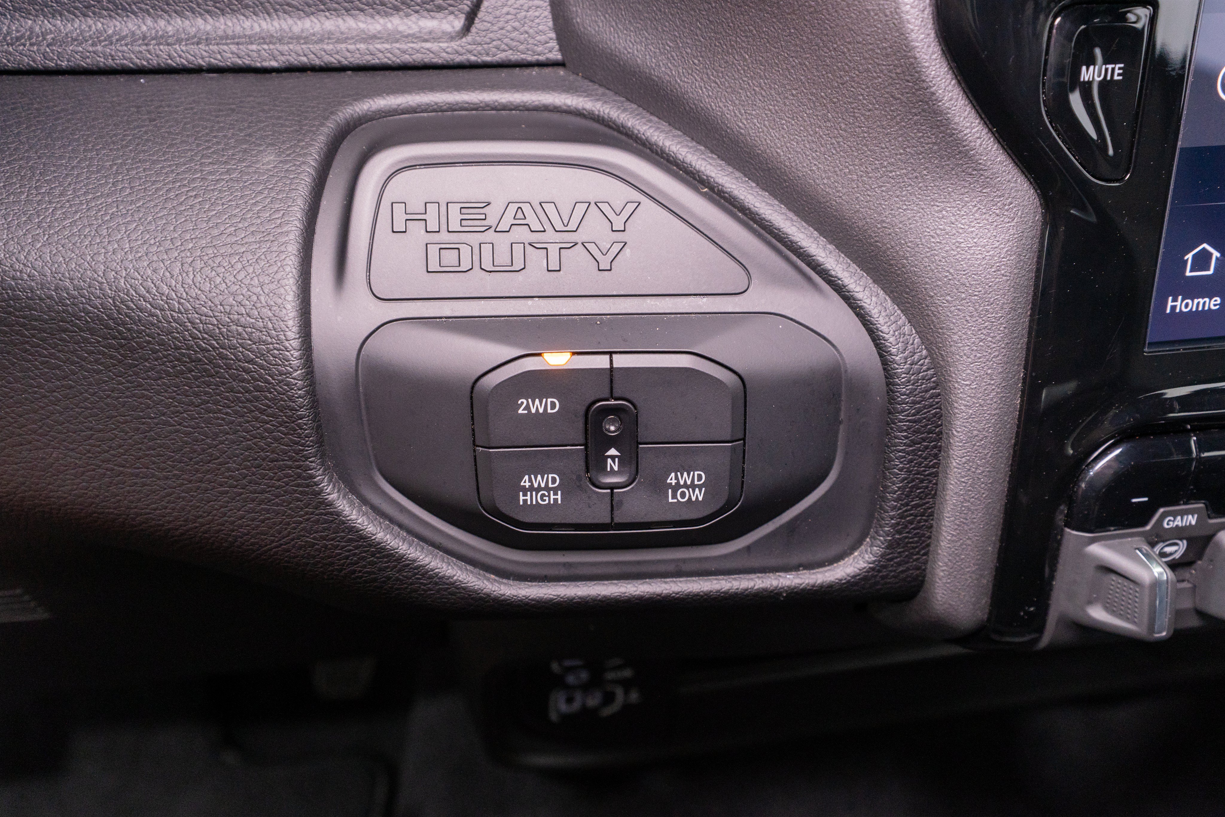 Used 2025 RAM 2500 Big Horn AWD/4WD image 22