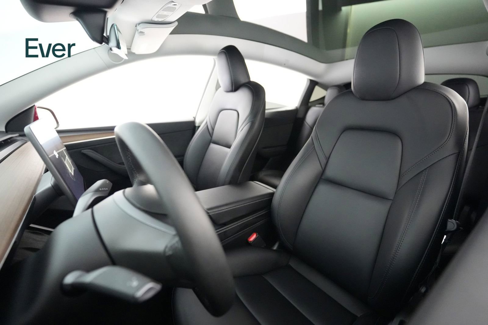 Used 2024 Tesla Model Y Performance AWD/4WD image 4