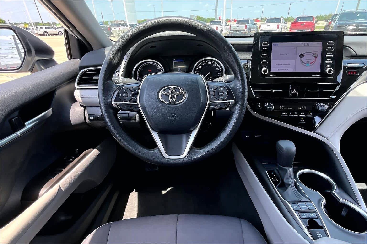 Used 2023 Toyota Camry LE FWD image 6