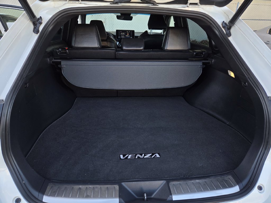 Used 2021 Toyota Venza XLE w/ Carpet Mat Package (TMS) AWD/4WD image 20