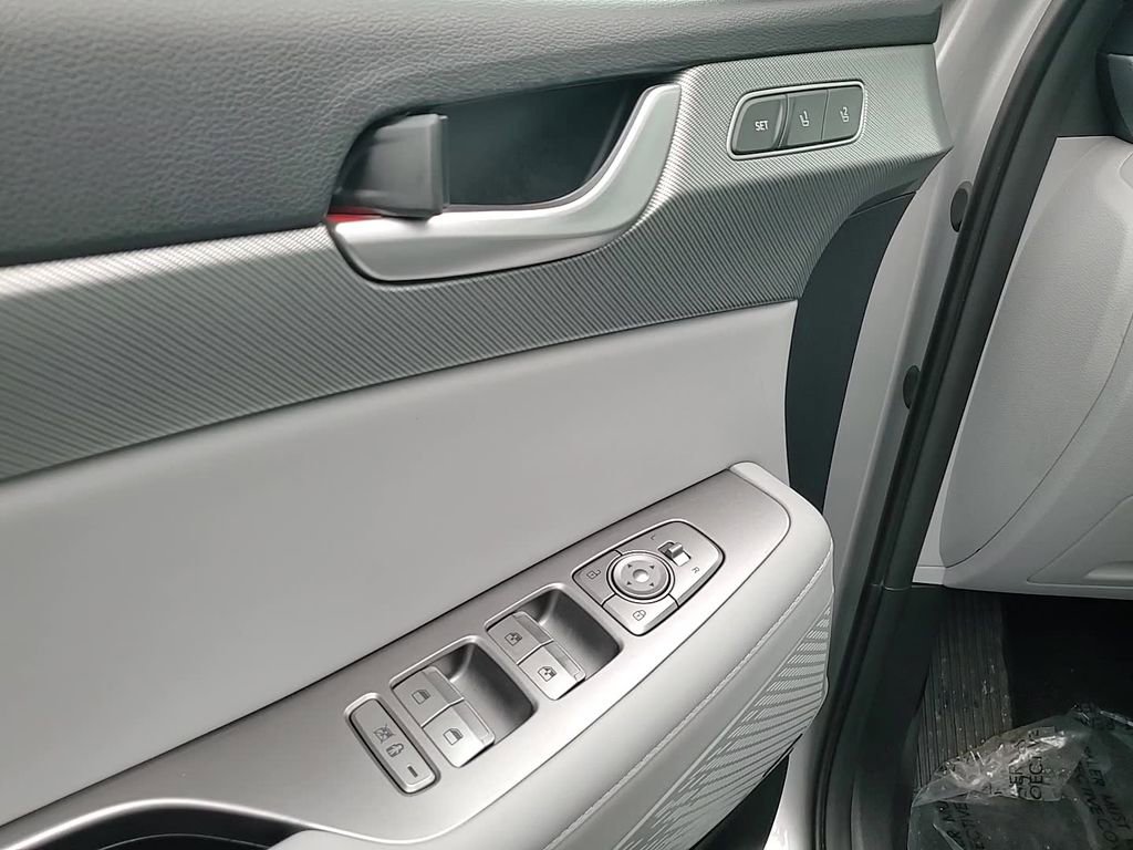 Certified 2023 Hyundai Palisade SEL image 12