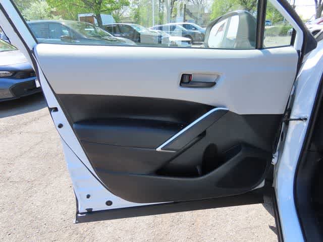 Used 2023 Toyota Corolla Cross L AWD/4WD image 15