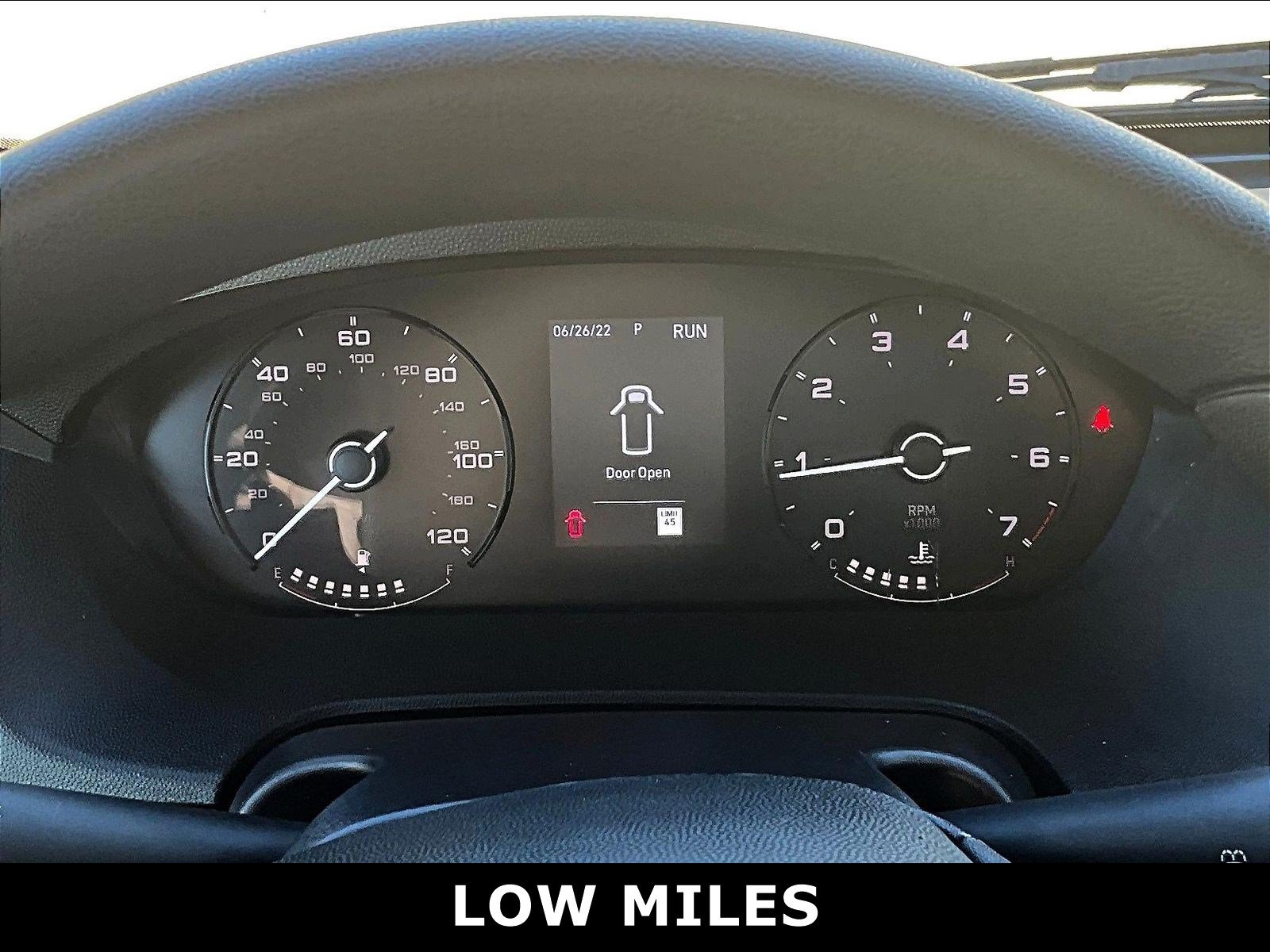 Used 2025 RAM ProMaster 2500 w/ Convenience Group FWD image 3