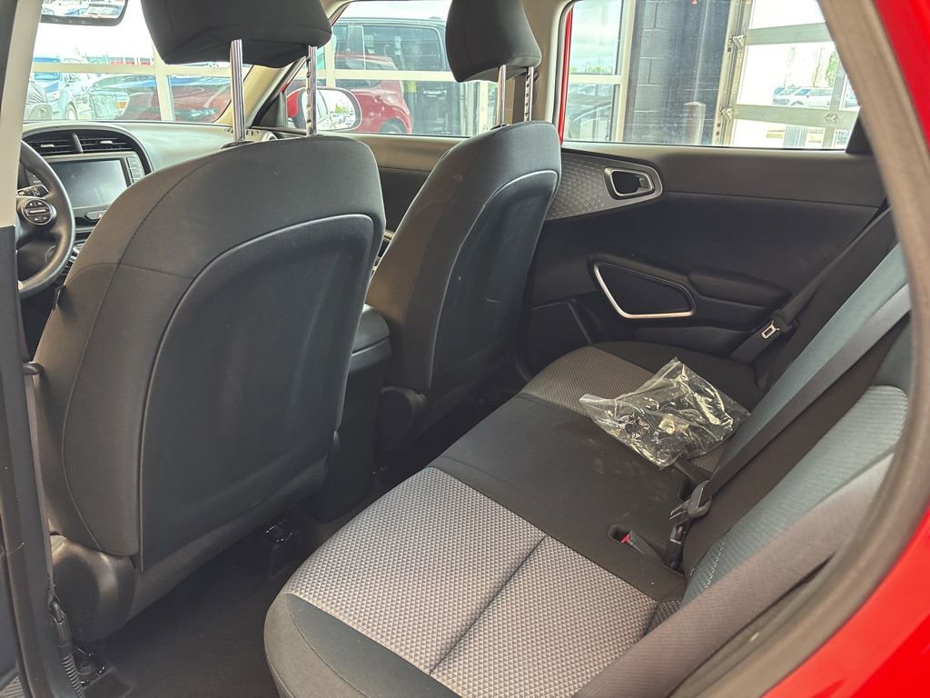 Certified 2024 Kia Soul LX w/ Option Group 015 FWD image 18