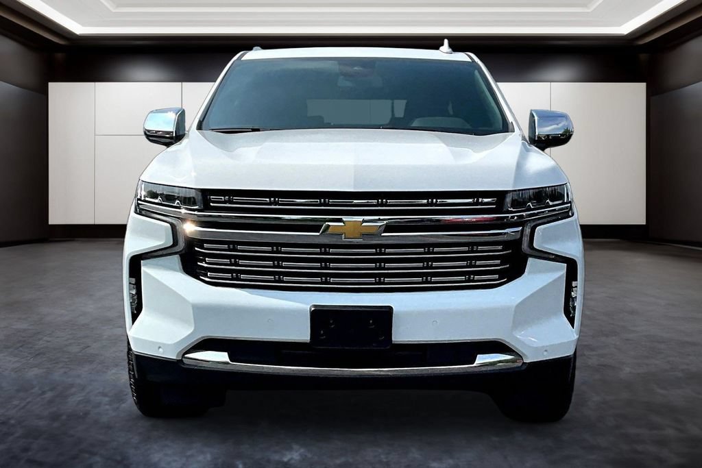 Used 2023 Chevrolet Suburban Premier AWD/4WD image 2
