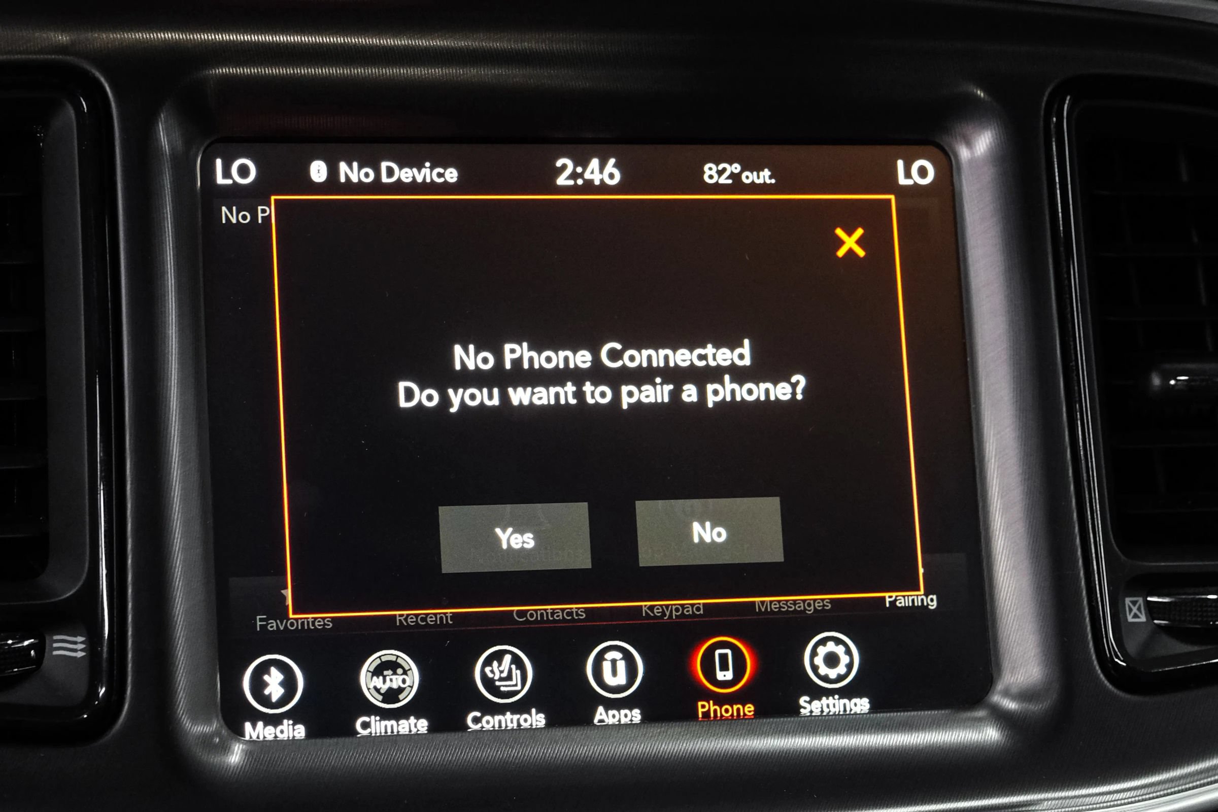 Used 2022 Dodge Challenger SXT w/ Plus Package RWD image 23