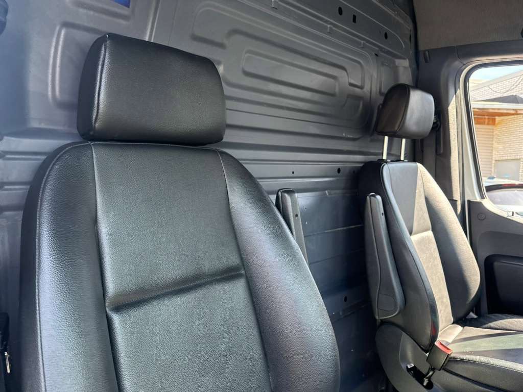 Used 2021 Mercedes-Benz Sprinter 2500 w/ Driver Convenience Package image 26