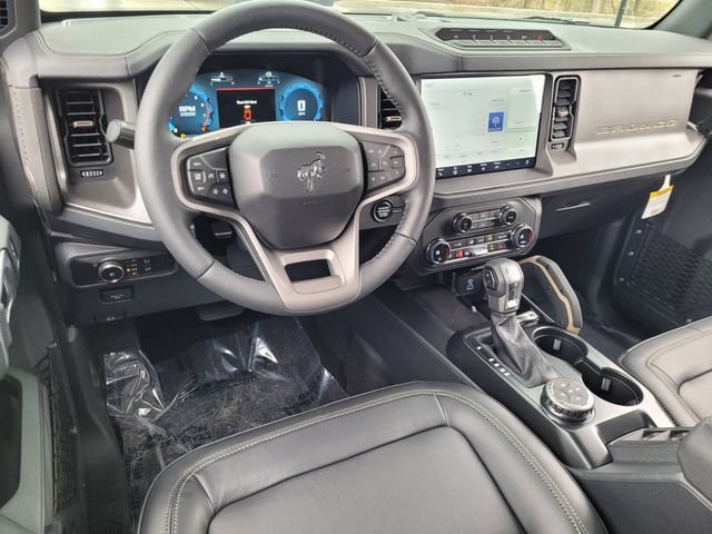 New 2025 Ford Bronco Badlands w/ Sasquatch Package AWD/4WD image 6