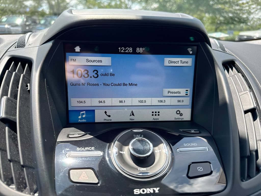 Used 2019 Ford Escape Titanium AWD/4WD image 14