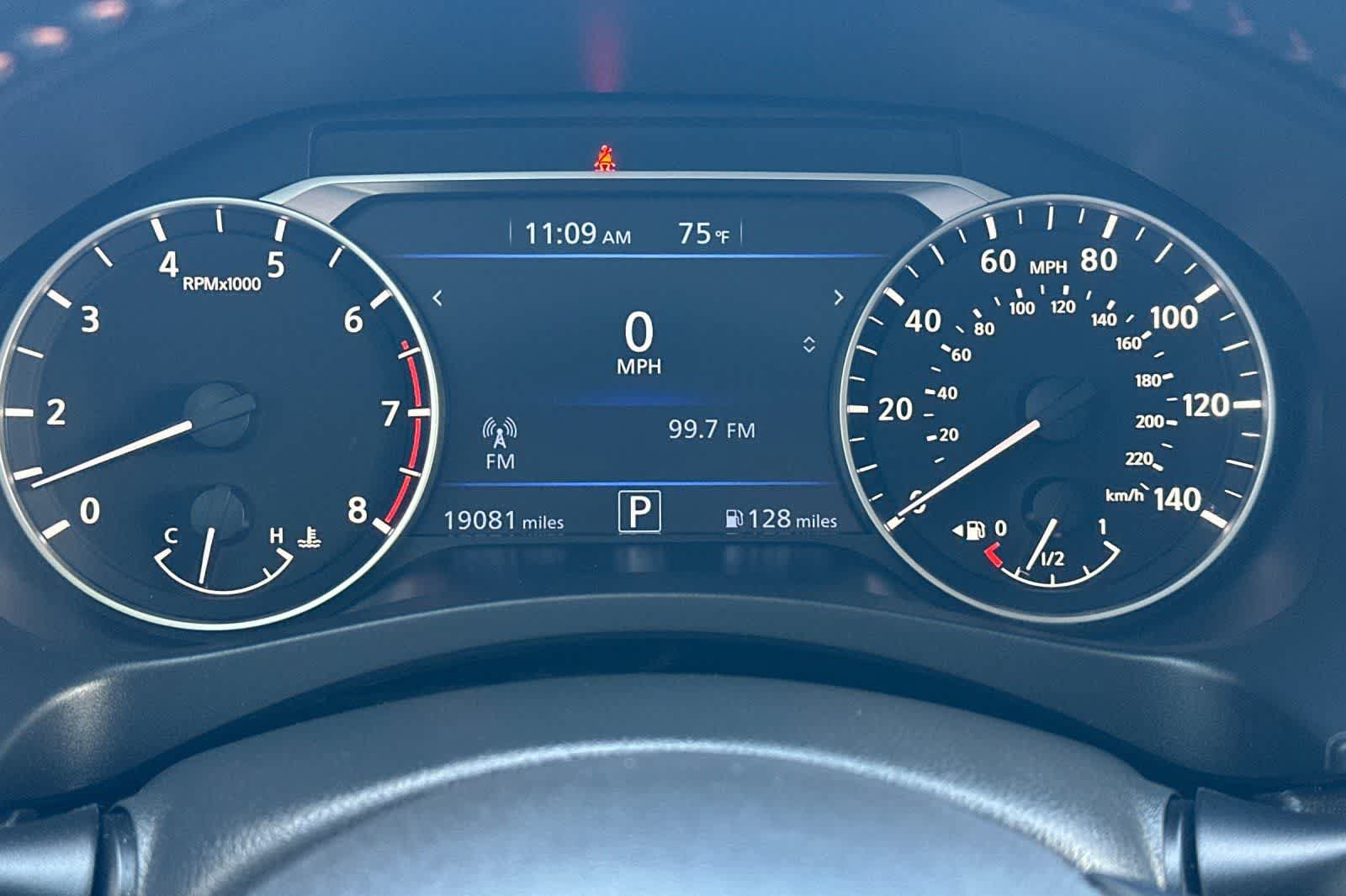 Certified 2022 Nissan Altima 2.5 SR FWD image 30