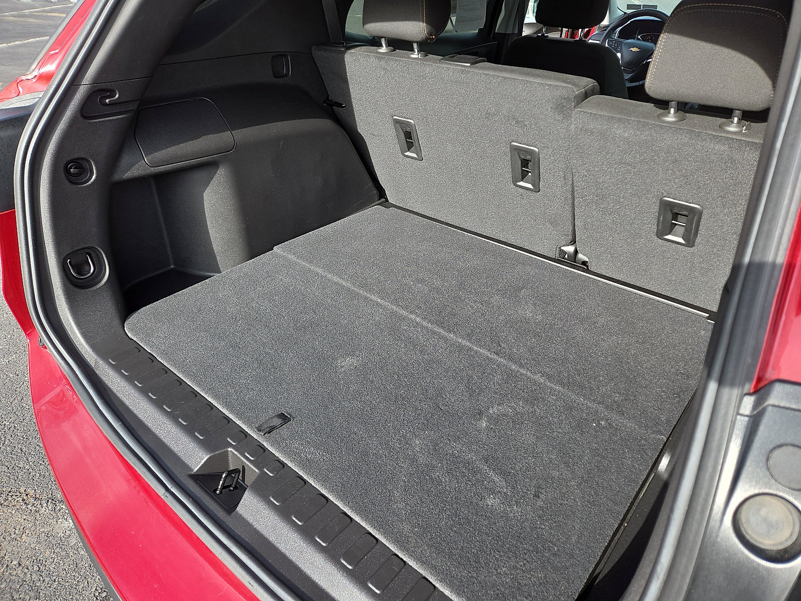 Used 2024 Chevrolet Equinox LT image 36