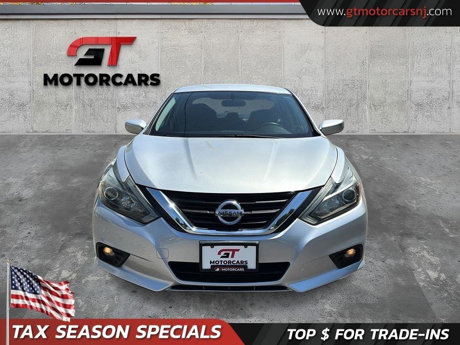 Used 2017 Nissan Altima 2.5 SR FWD image 2