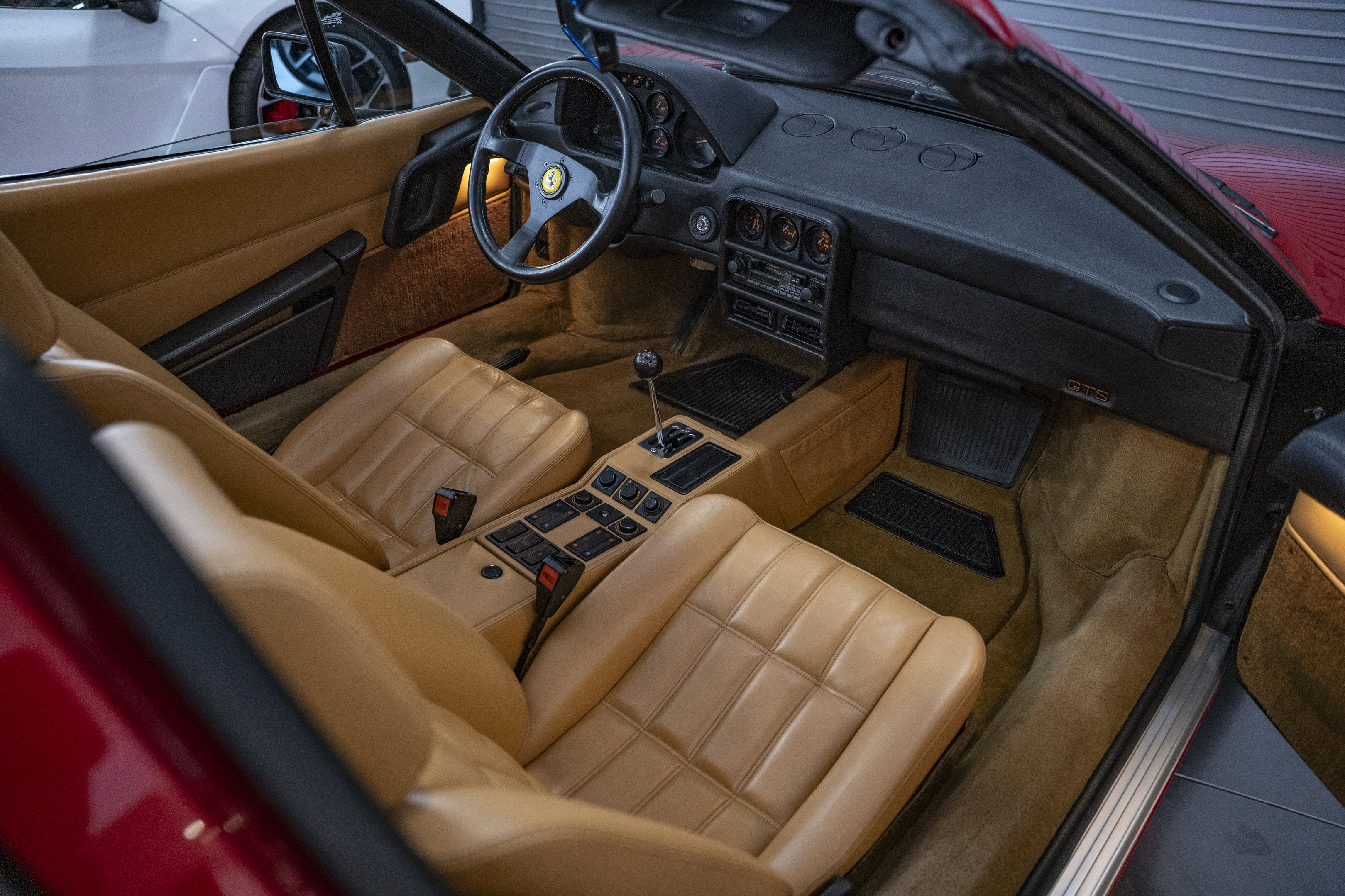 Used 1989 Ferrari 328 GTS image 33