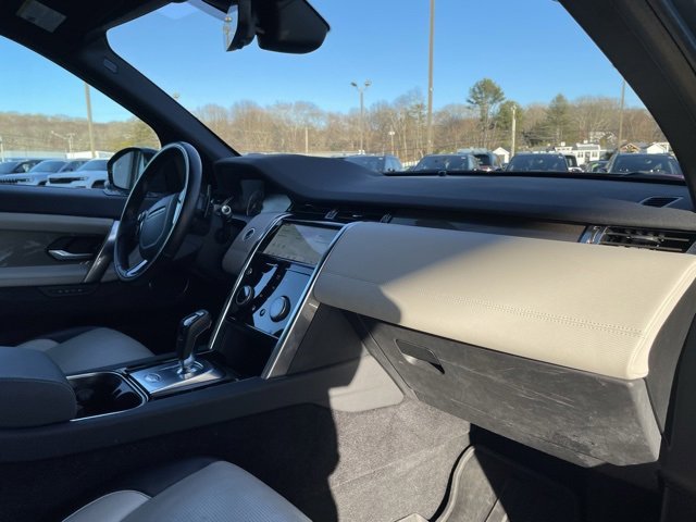 Used 2020 Land Rover Discovery Sport S R-Dynamic image 29