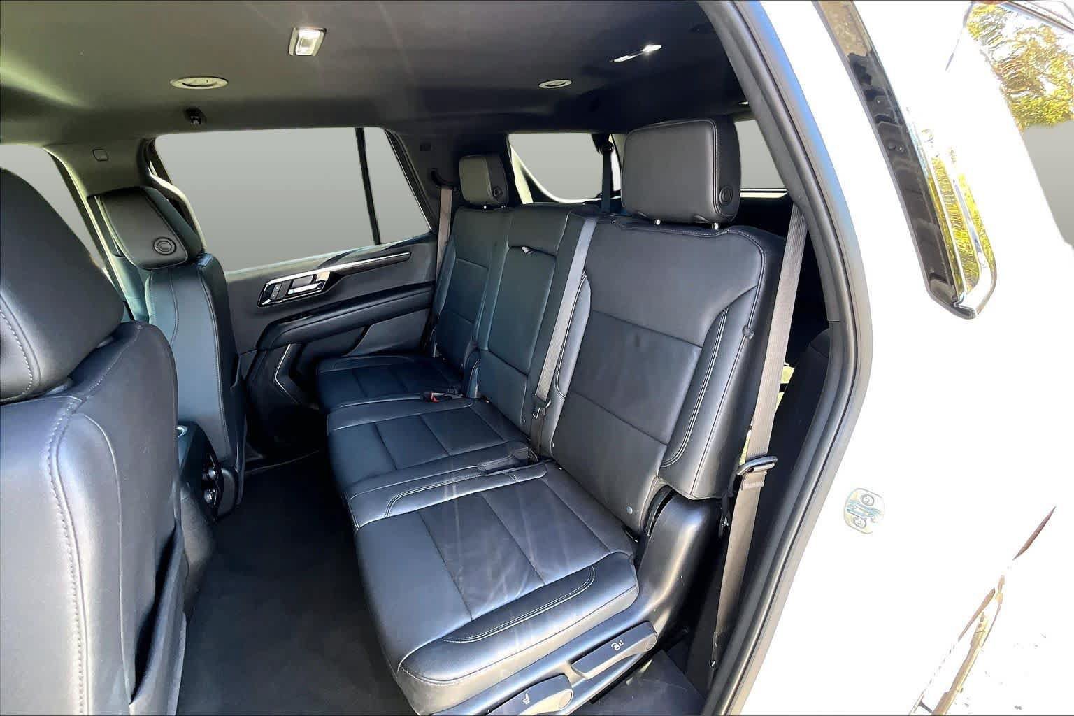 Used 2025 Chevrolet Tahoe LT AWD/4WD image 20