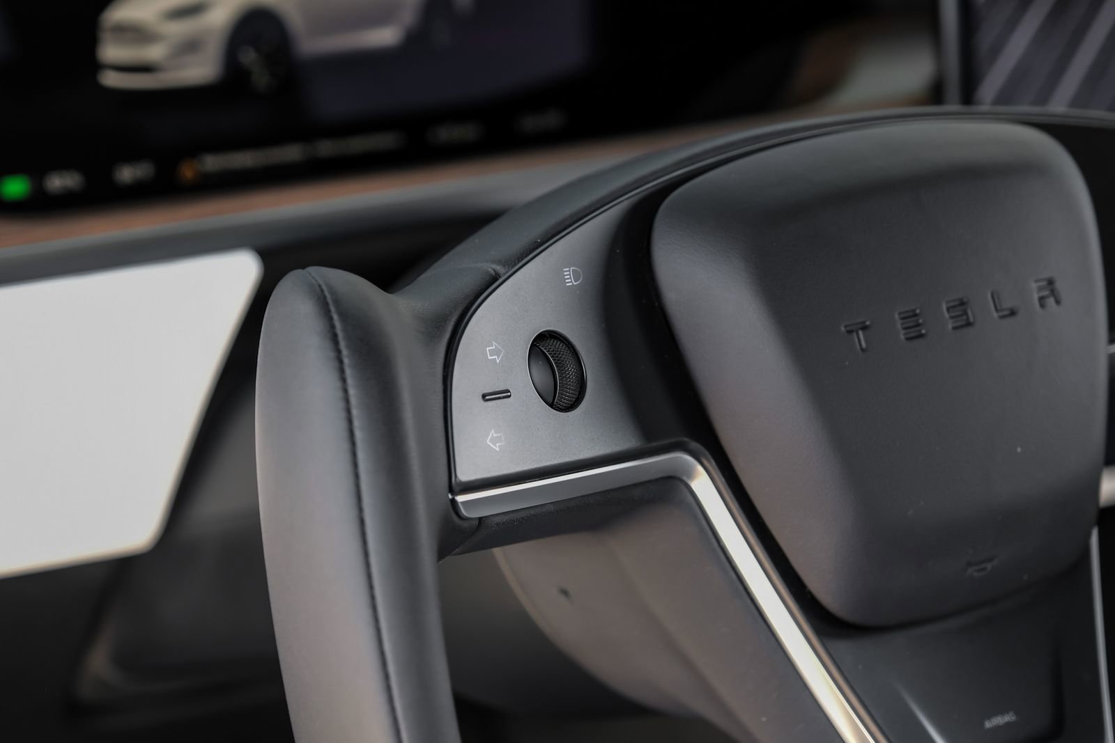 Used 2024 Tesla Model X AWD/4WD image 17