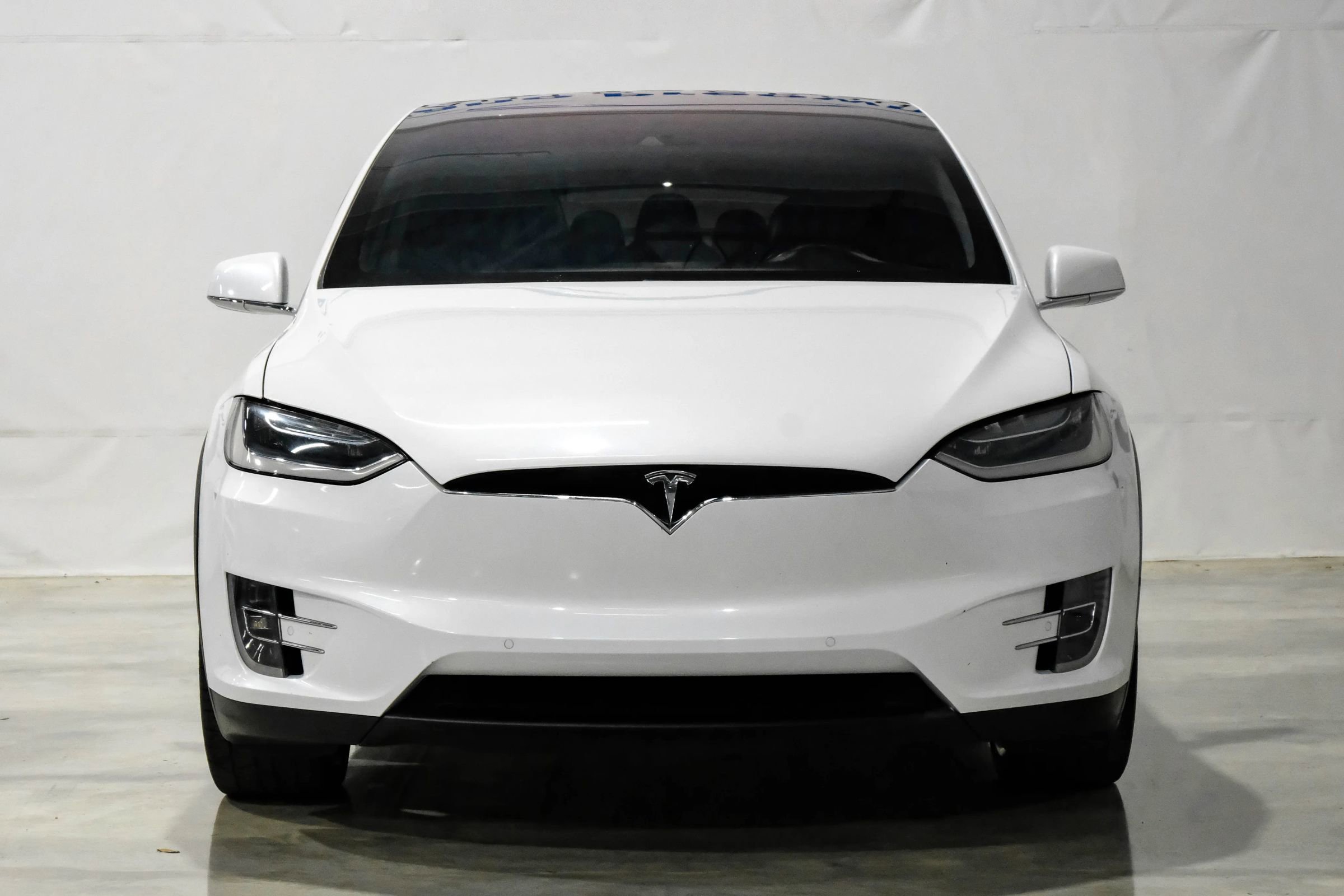 Used 2016 Tesla Model X P90D image 3