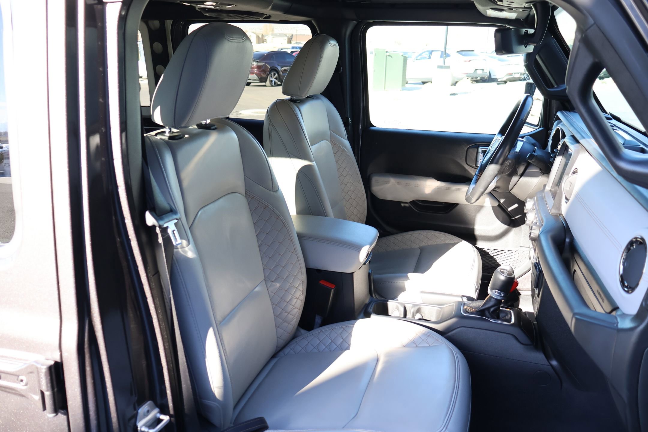 Used 2021 Jeep Wrangler Unlimited Sahara image 27