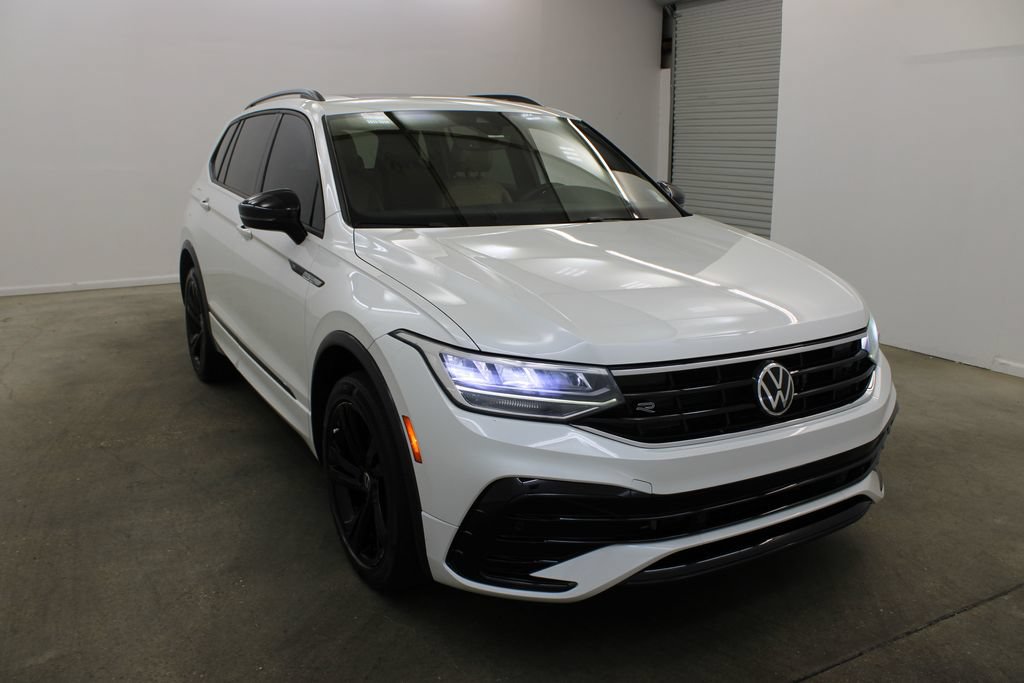 Used 2023 Volkswagen Tiguan SE R-Line FWD image 6