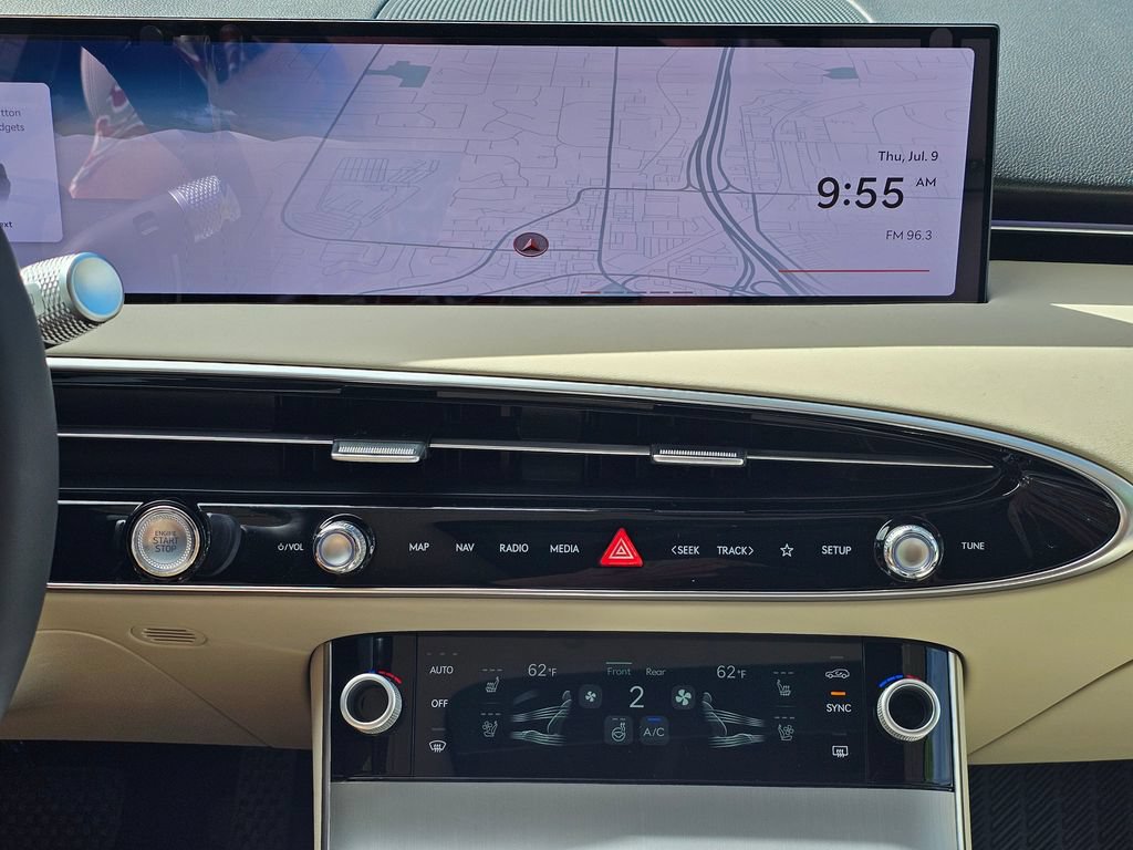 New 2026 Genesis GV70 2.5T Advanced AWD/4WD image 13