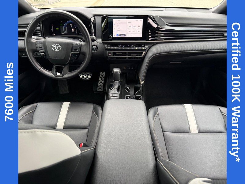 Used 2025 Toyota Camry SE FWD image 14