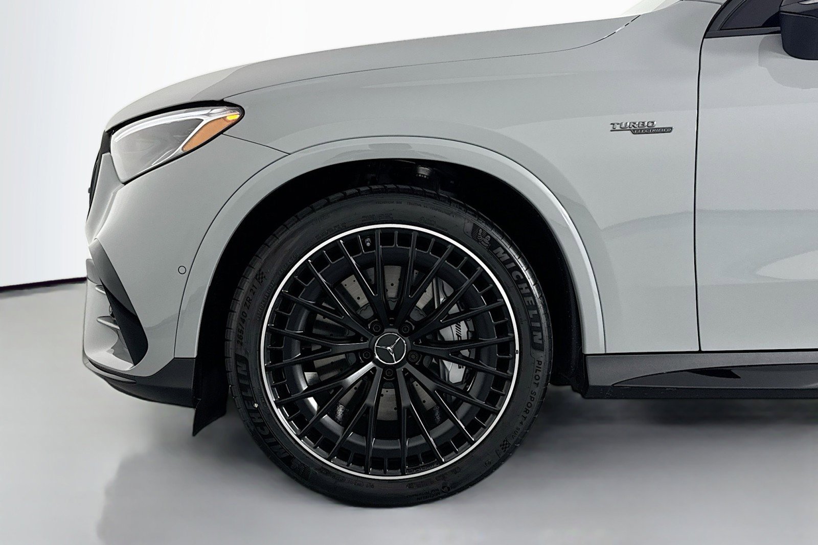 New 2026 Mercedes-Benz GLC 43 AMG 4MATIC Coupe image 9