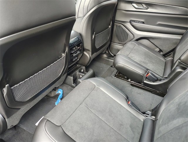 New 2025 Jeep Grand Cherokee L Altitude image 32