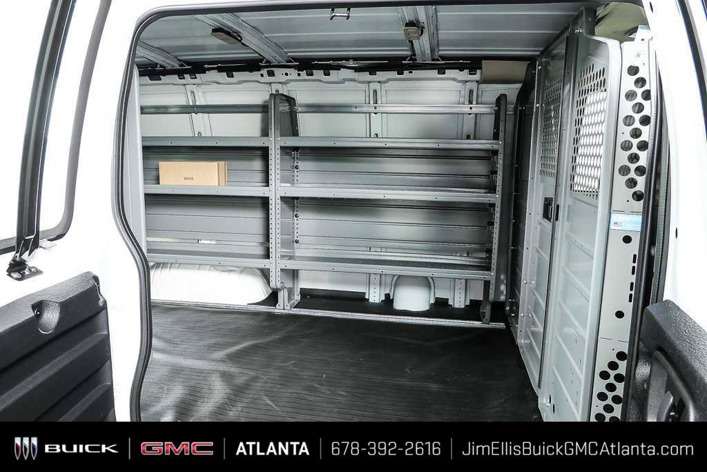 New 2025 GMC Savana 2500 w/ Driver Convenience Package RWD image 15